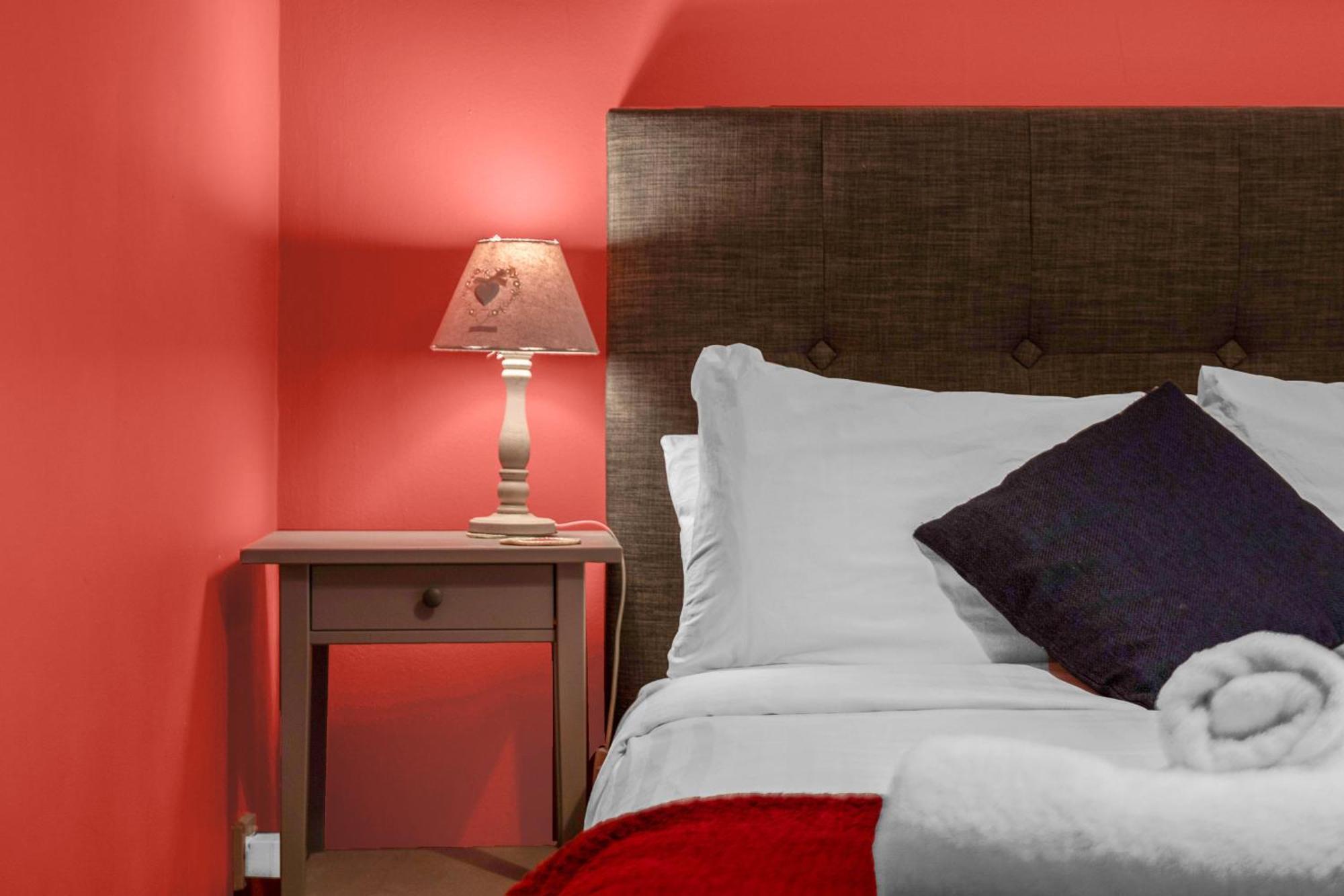 אדינבורו Charming Apartment In The Old Town מראה חיצוני תמונה